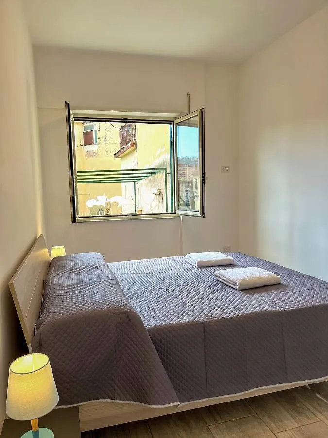 Apartment Il Rifugio Dei Partenopei Naples